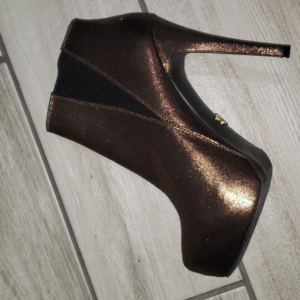 ROCK & REPUBLIC  boots. - Picture 11 of 14